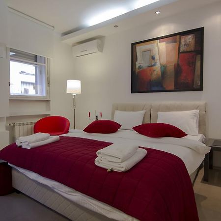 Studio Apartment Picasso Белград Экстерьер фото